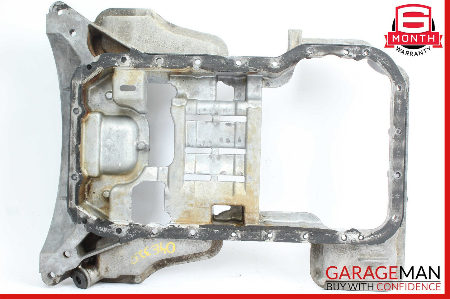 01-05 Mercedes W203 C240 C320 CLK320 Engine Upper Oil Pan 1120141402 OEM