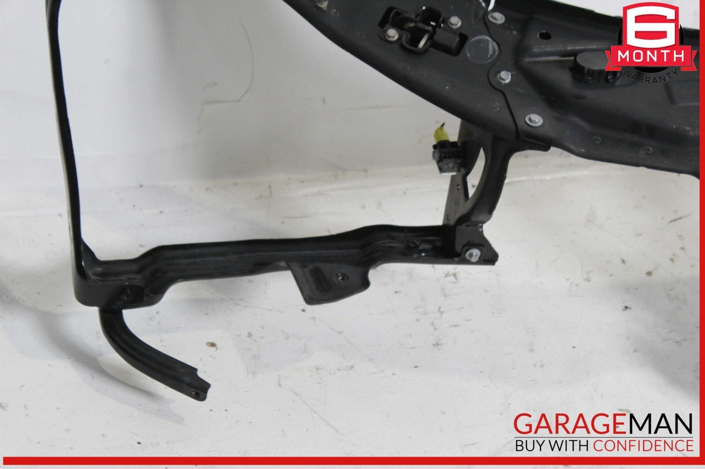 06-10 Mercedes W251 R350 Front Radiator Core Support Headlight Bracket Assembly