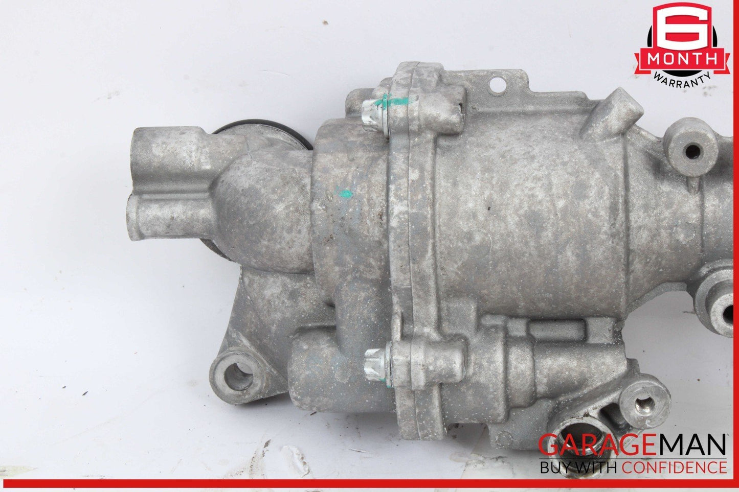 15-23 Mercedes W447 Metris C300 E300 2.0L Engine Water Pump 2742000307 OEM