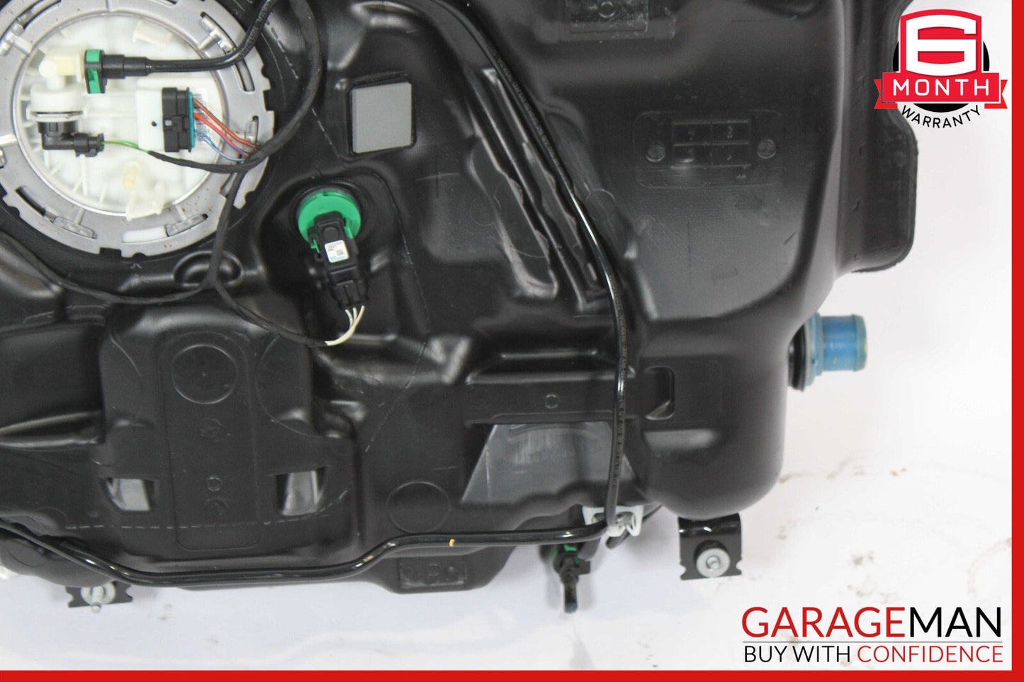 14-19 Mercedes W117 CLA250 Fuel Gas Tank Reservoir Assembly OEM