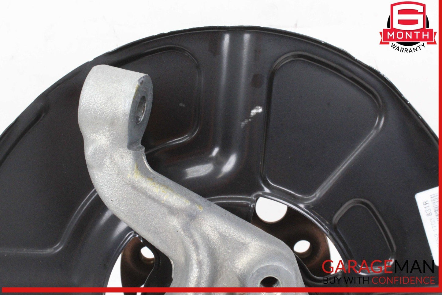 10-16 Mercedes W212 E350 Front Right Side Wheel Spindle Knuckle Wheel Hub OEM