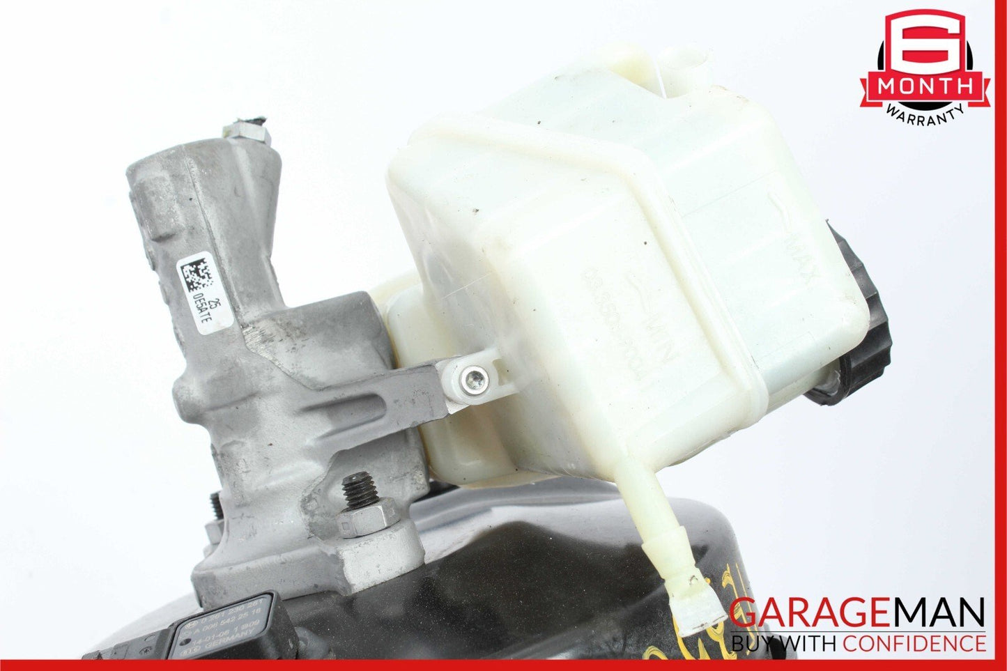 10-17 Mercedes W207 E350 C300 Master Cylinder Power Brake Booster OEM