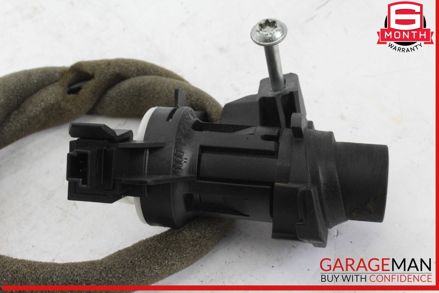 08-17 Mercedes W205 C300 C250 Trunk Lid Latch Lock Actuator 2047500185 OEM