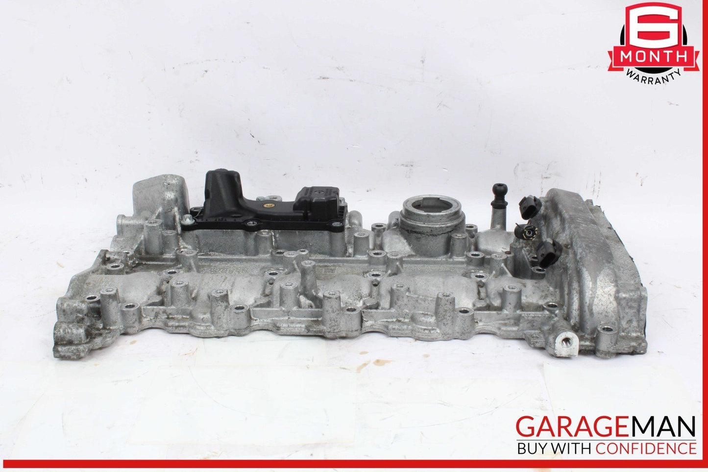 15-19 Mercedes Benz W205 C300 Engine Cylinder Head Valve Cover 2740100603 OEM
