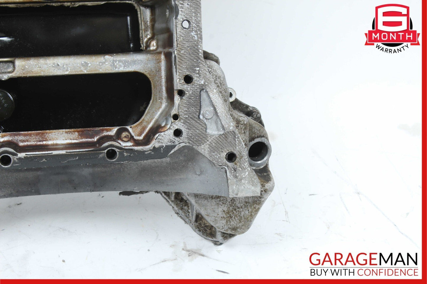 05-11 Mercedes W211 E350 C350 Engine Upper Oil Sump Baffle Pan 2720142102 OEM