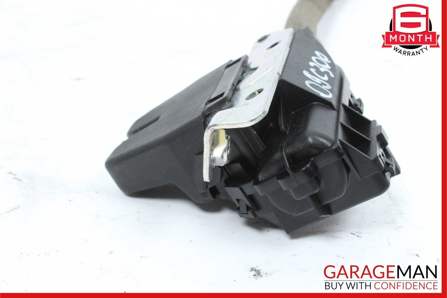 08-15 Mercedes W204 C300 C250 Trunk Lid Latch Lock Actuator 2047500185 OEM
