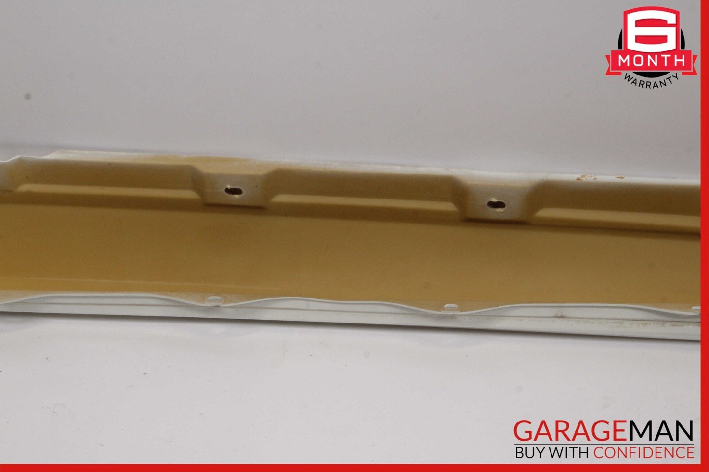 06-13 Mercedes W251 R350 R320 R500 Right Side Skirt Rocker Moulding Panel White