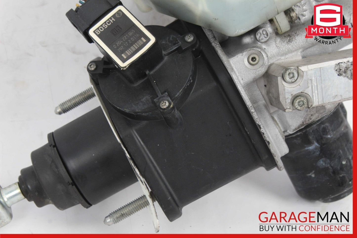 09-12 Mercedes R230 SL550 Power Brake Booster Master Cylinder Reservoir Assembly
