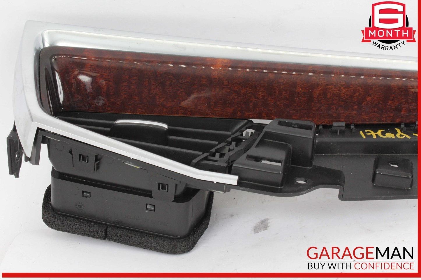 17-20 Cadillac XT5 Front Right Side Dash Trim Bezel Panel w/ AC Air Vent OEM