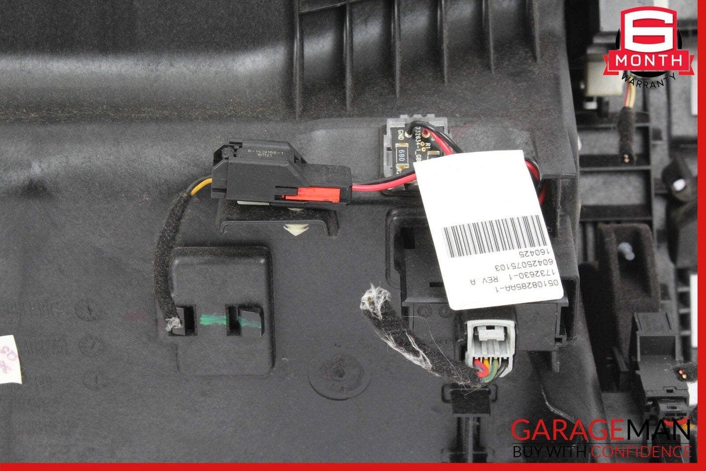 17-20 Maserati Levante M161 Dashboard Dash Glove Box Glovebox Black OEM