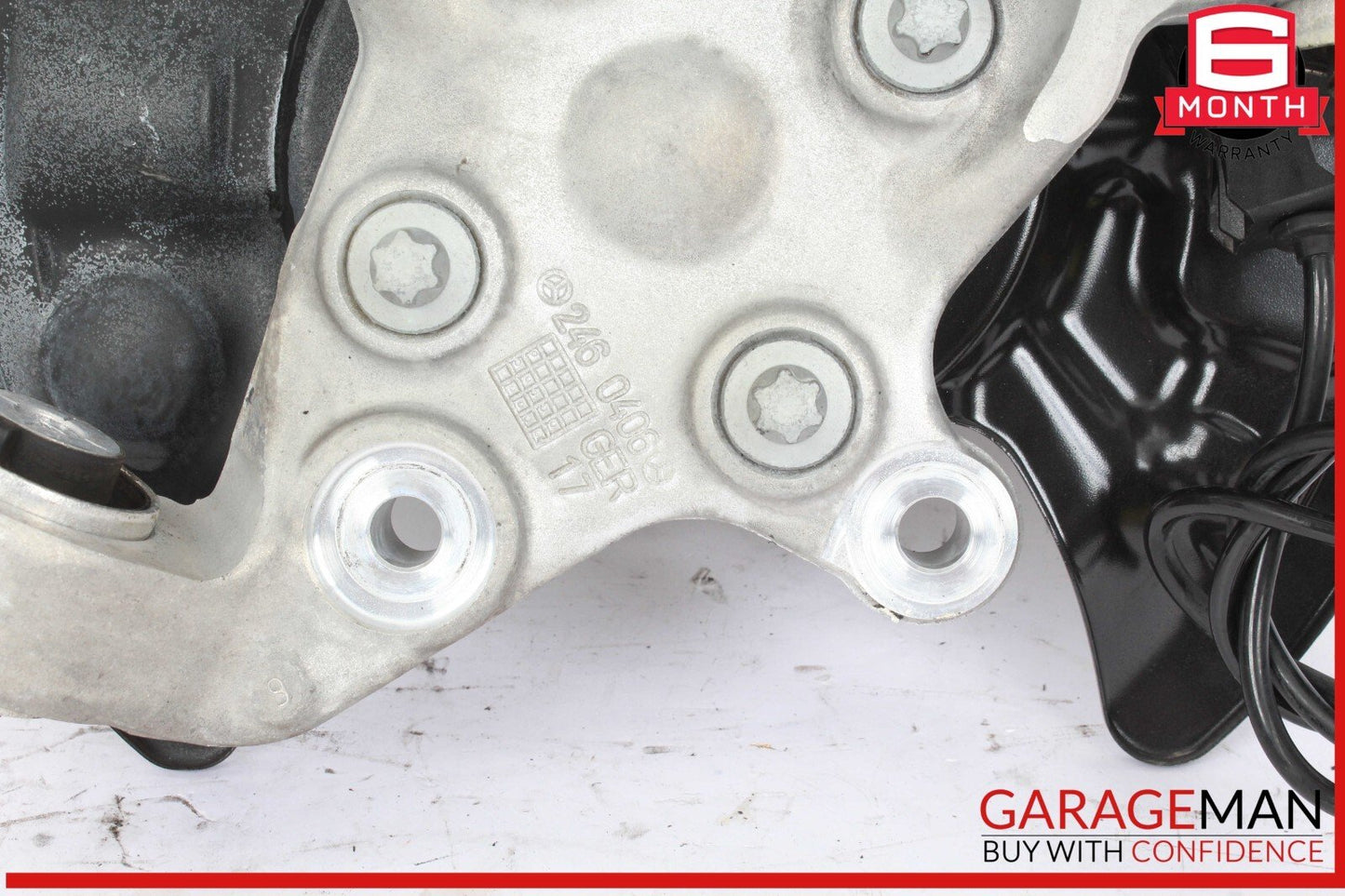 14-19 Mercedes W117 CLA250 Rear Right Passenger Side Wheel Spindle Knuckle Hub