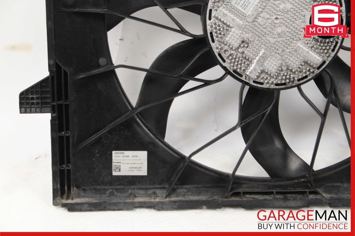 14-17 Jeep Grand Cherokee 3.0L Radiator Cooling Fan Motor Shroud Assembly OEM