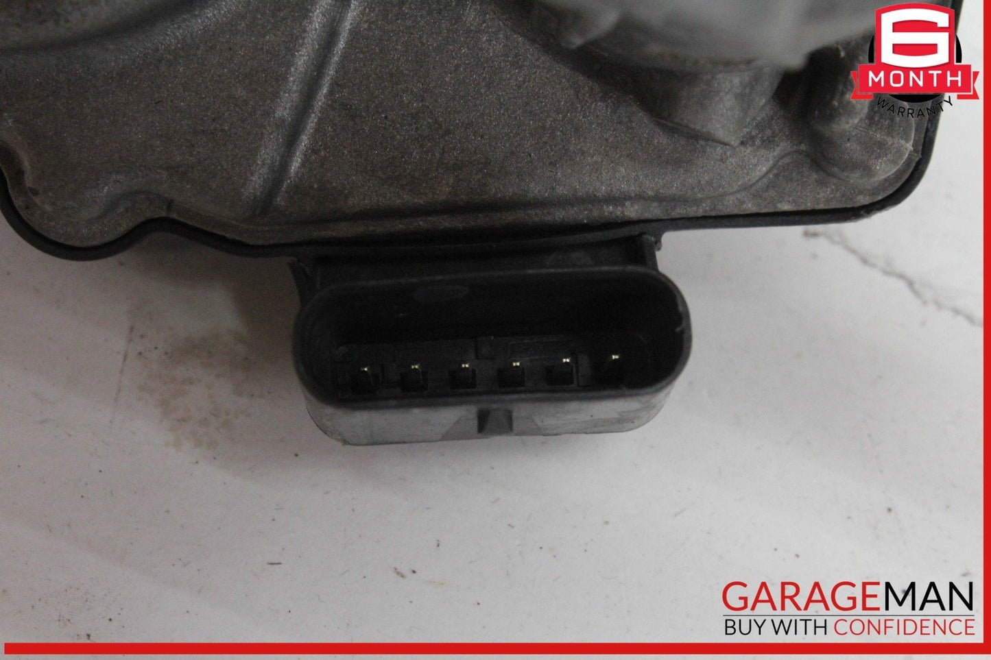 19-24 BMW M340i G20 Engine Throttle Body Valve Module 8667415 OEM