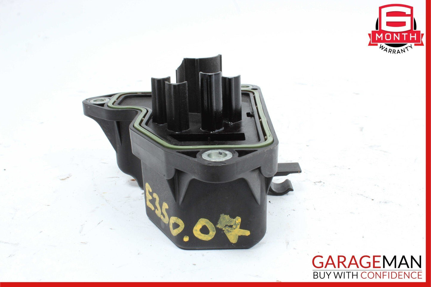 06-15 Mercedes W211 E350 SLK300 C300 Engine Oil Separator Cover 2720160134 OEM