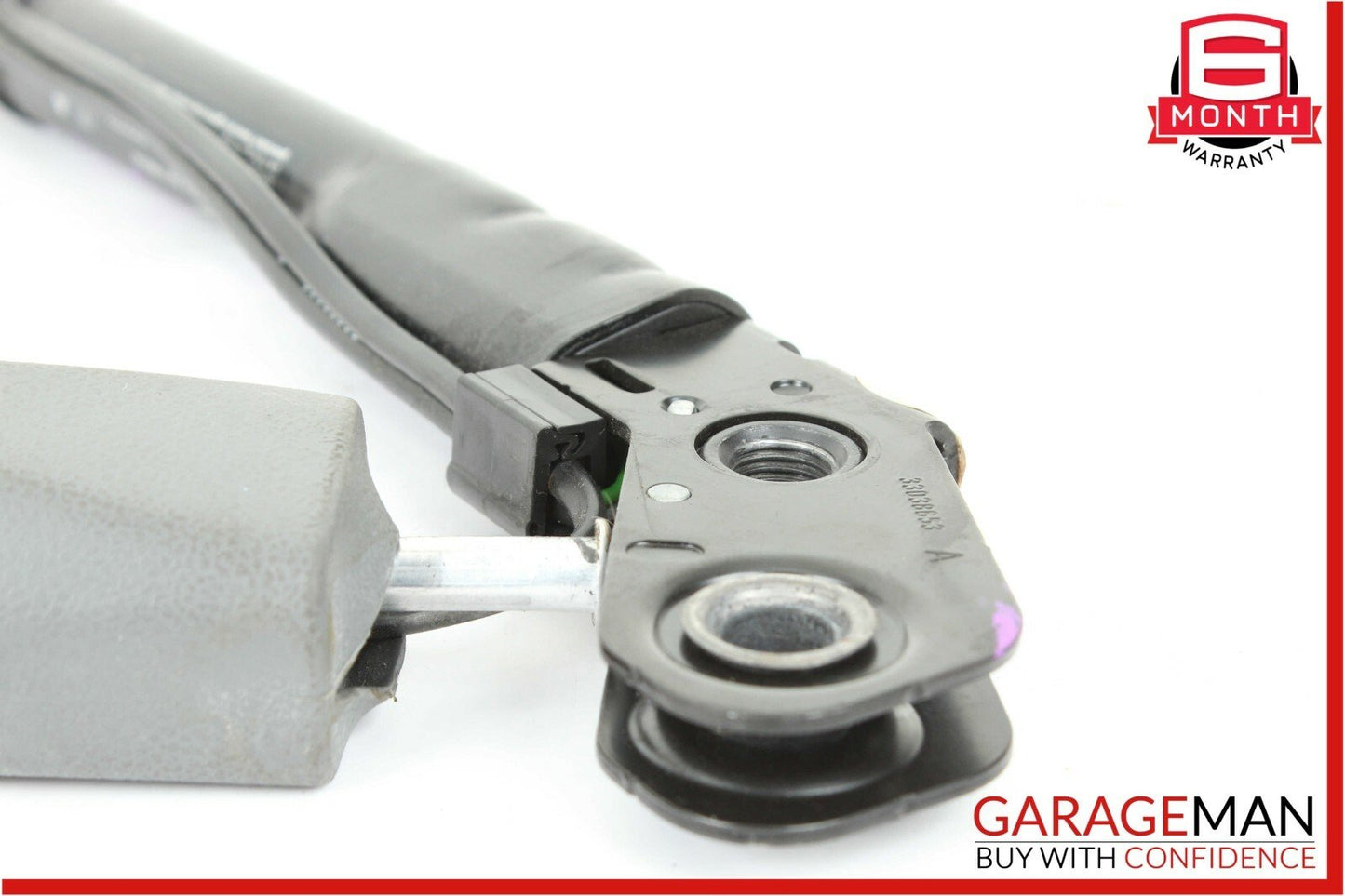07-13 Mercedes W221 S550 Front Right Seatbelt Tensioner Receiver Buckle Gray