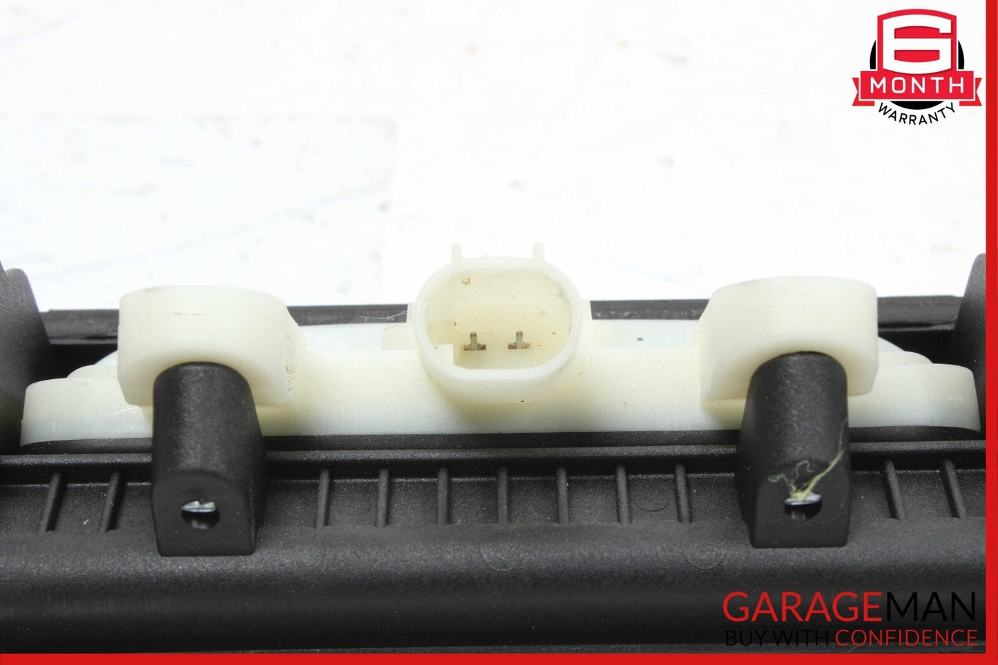 08-14 Mercedes W204 C250 C300 C350 Rear Trunk Lid Release Open Trim Handle Assy