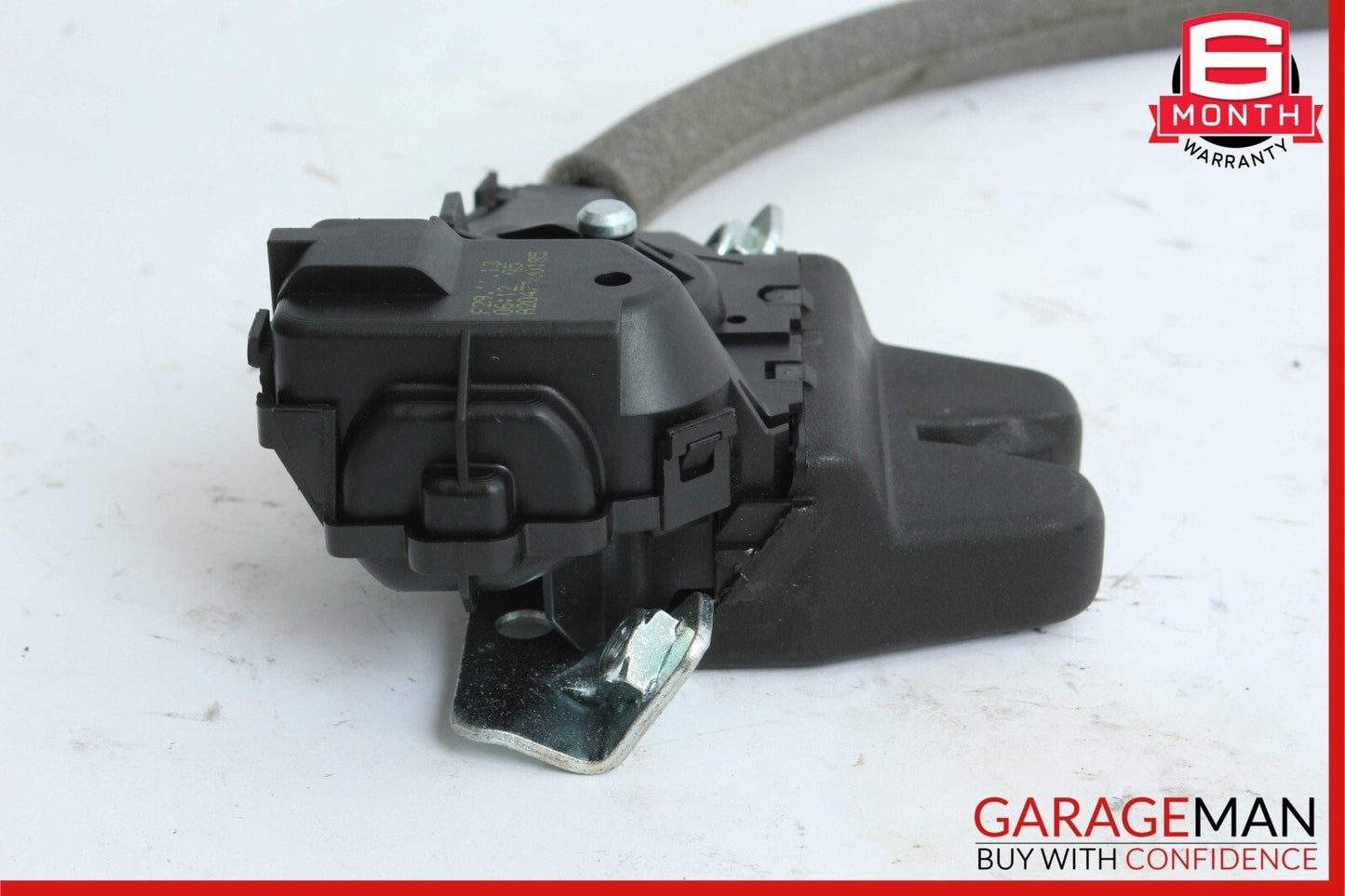 08-15 Mercedes W204 C250 C300 Trunk Lid Latch Lock Actuator 2047500185 OEM