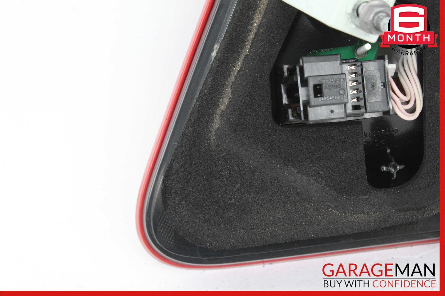 10-13 Mercedes W212 E350 E400 E63 AMG Sedan Rear Left Side Inner Tail Light Lamp