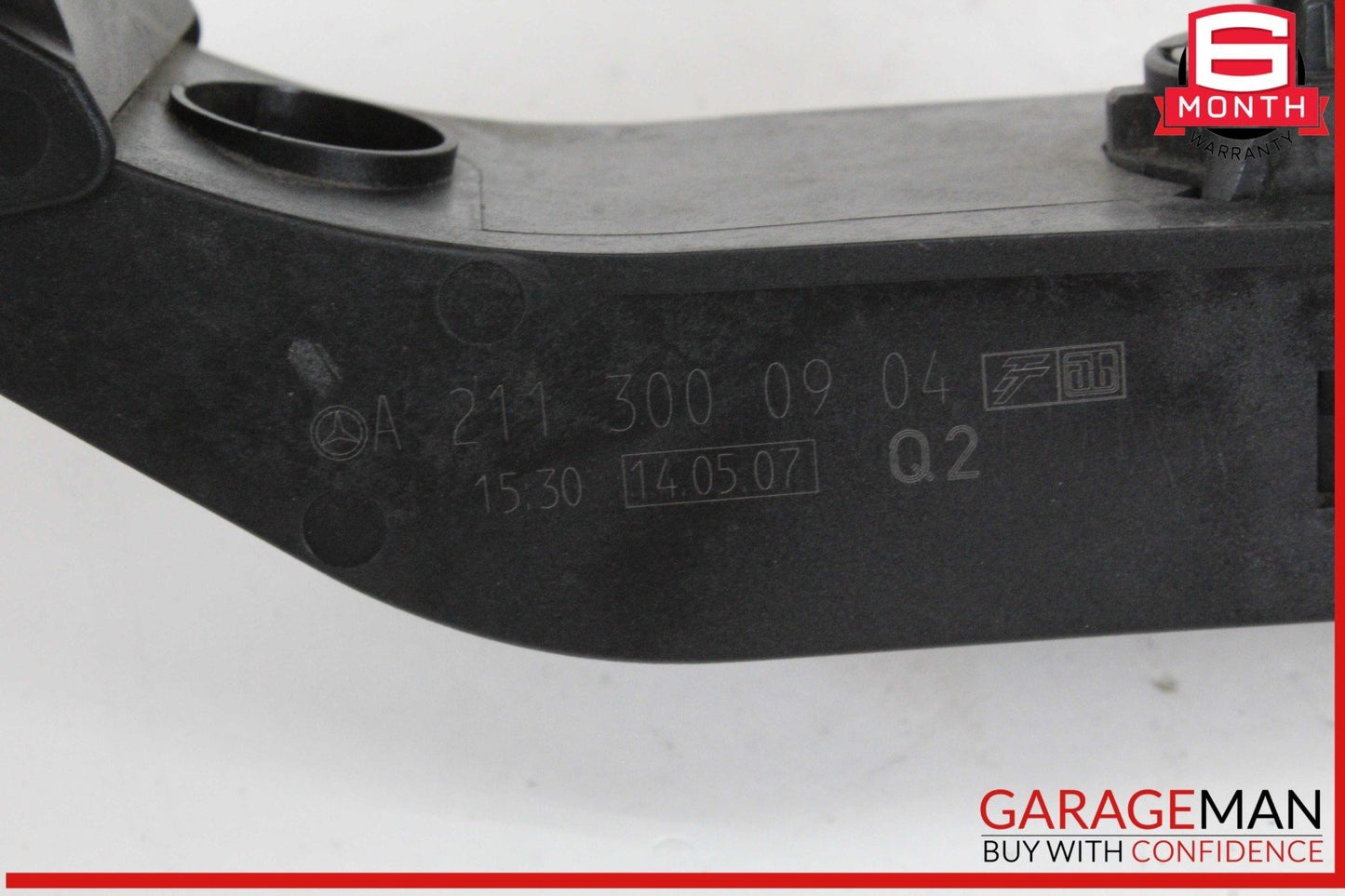 03-11 Mercedes W211 E320 E550 CLS500 Gas Accelerator Pedal 2113000904 OEM