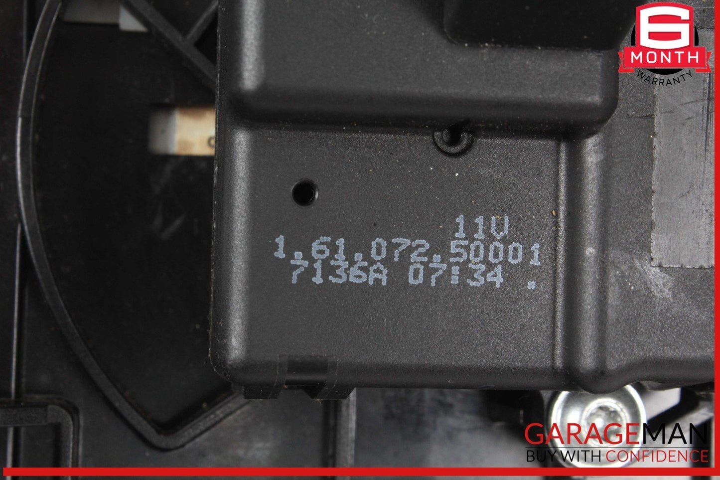 03-09 Mercedes W219 CLS550 E500 Hazard Switch Control Panel 2116800552 OEM