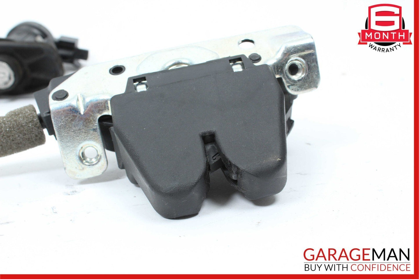 08-15 Mercedes W204 C300 C250 Trunk Lid Latch Lock Actuator 2047500185 OEM