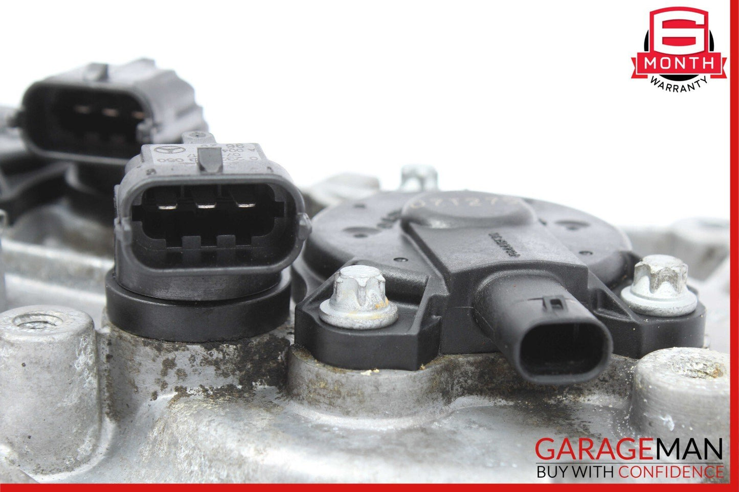 Mercedes C300 E550 E350 C230 Front Left Engine Timing Chain Valve Cover Plate