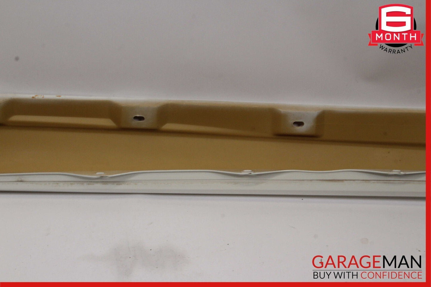 06-13 Mercedes W251 R350 R320 R500 Right Side Skirt Rocker Moulding Panel White