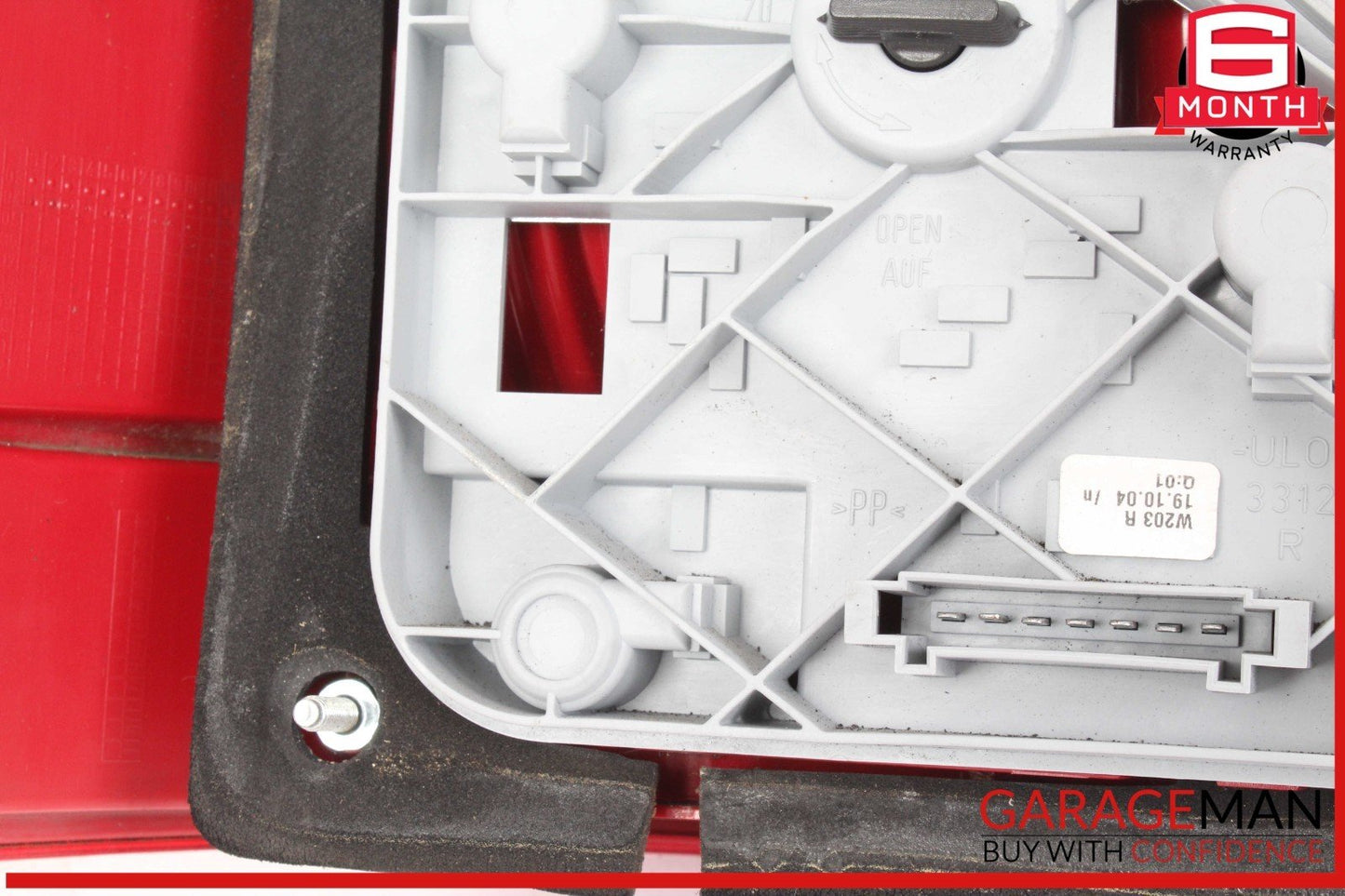 05-07 Mercedes W203 C230 C350 Rear Right Side Taillight Tail Light Lamp OEM