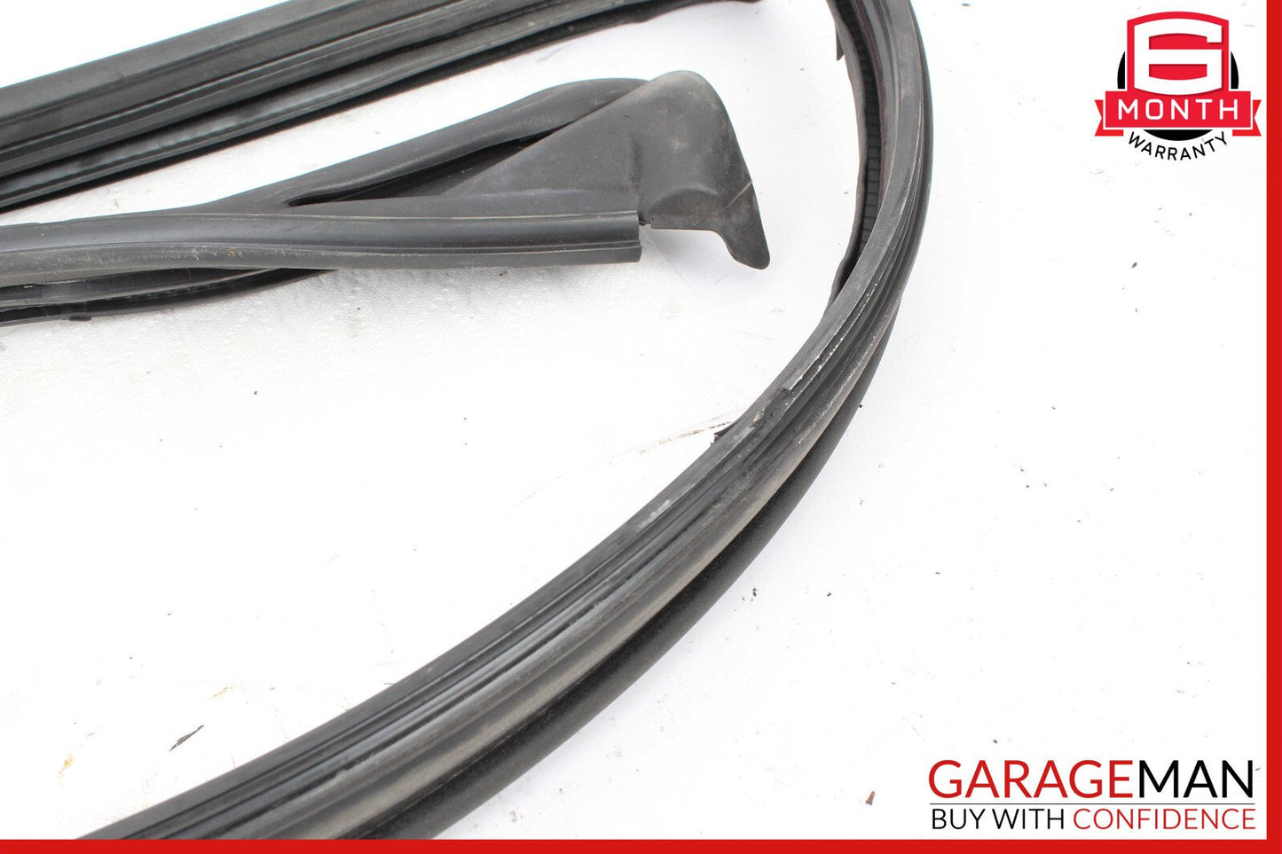 15-18 Ferrari California T Front Windshield Upper Seal Gasket Weather Strip OEM
