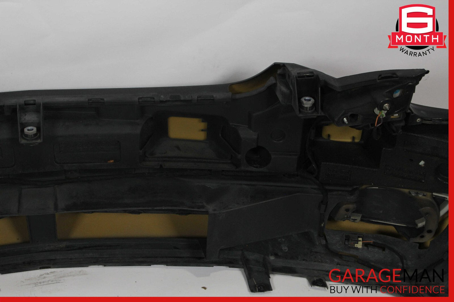 06-10 Mercedes W251 R320 R350 R63 AMG Front Bumper Cover Panel Assembly White