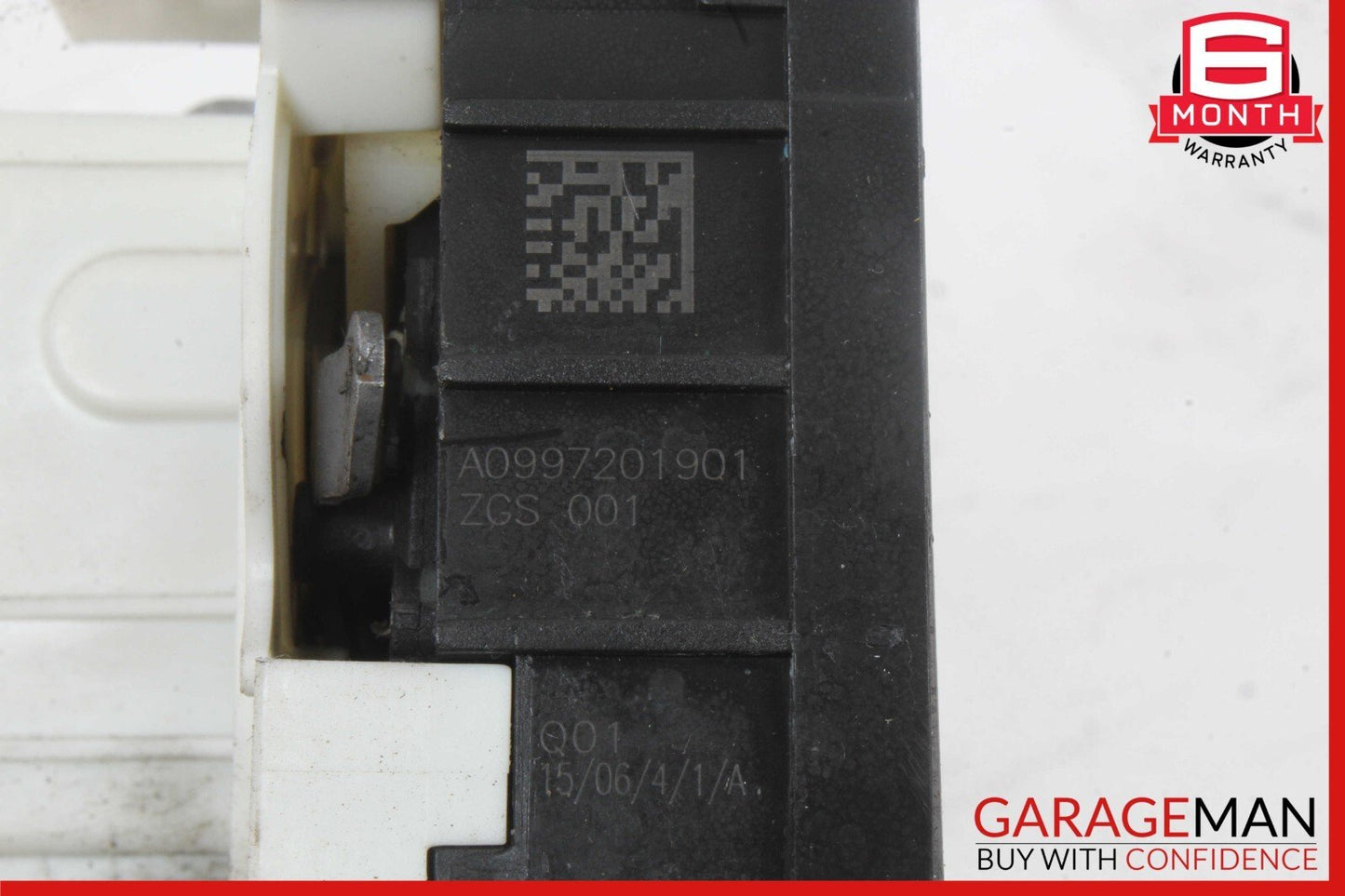 12-18 Mercedes W117 CLA250 CLA45 AMG Front Left Side Door Lock Latch Actuator