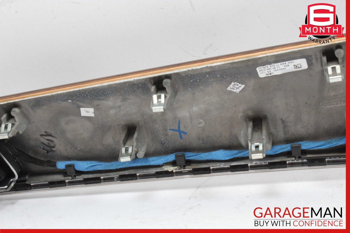 12-18 Mercedes W218 CLS500 CLS550 CLS63 Dashboard Trim Bezel Air Vent Cover Assy