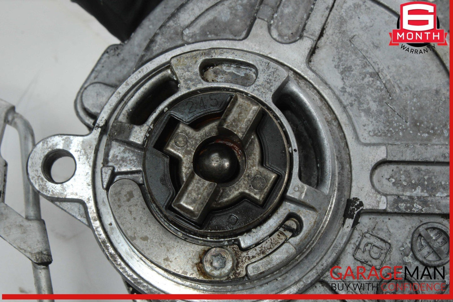 06-11 Mercedes W204 C300 Engine Motor Brake Vacuum Pump 2722300465 OEM