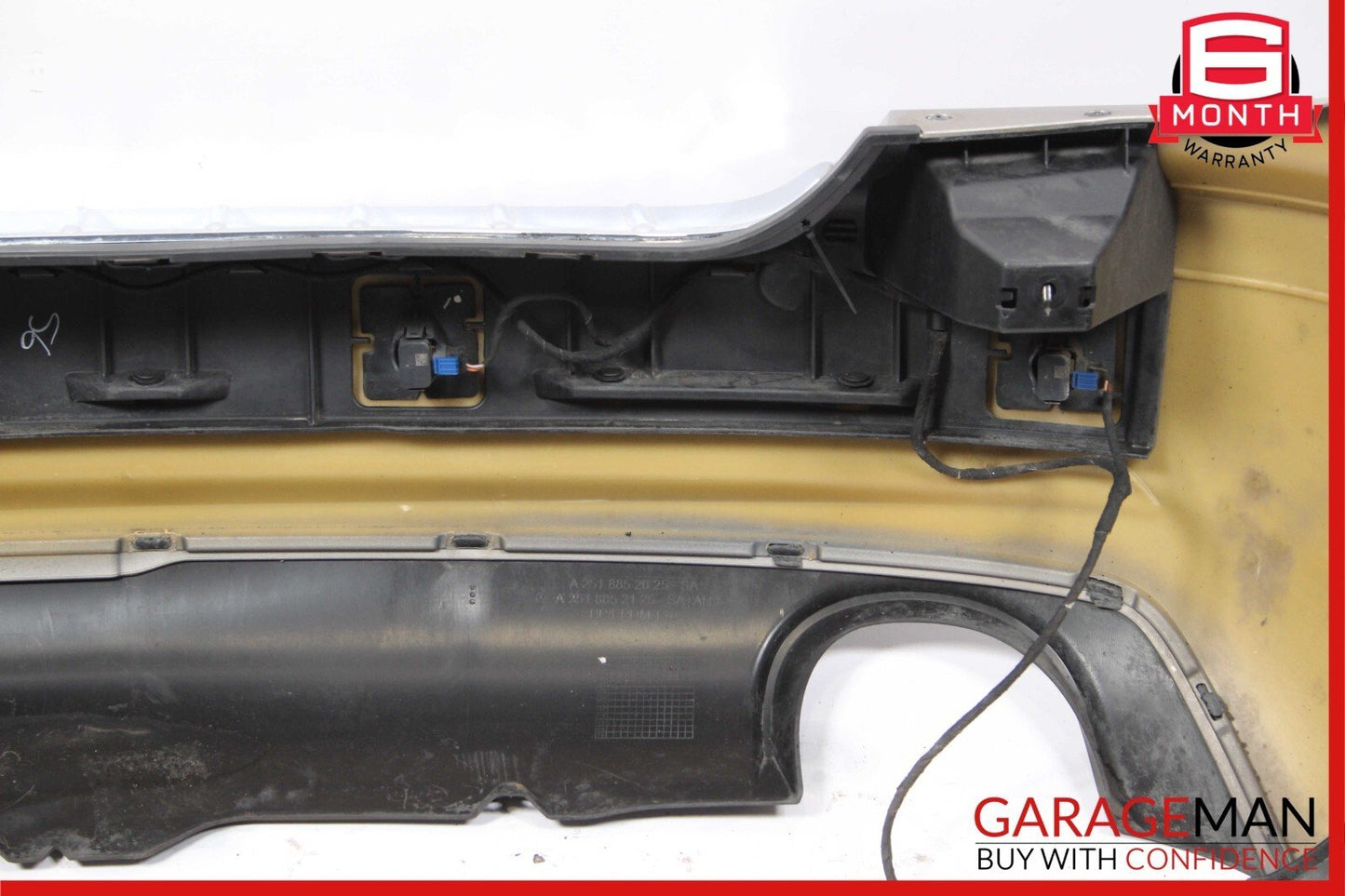 06-10 Mercedes W251 R350 R320 Rear Bumper Cover Assembly Sport Cubanite Silver