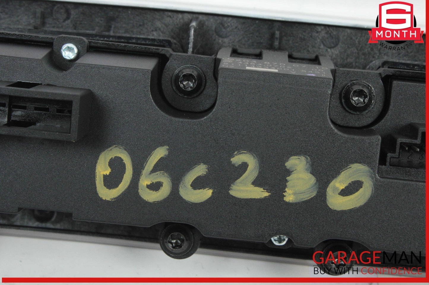 05-07 Mercedes W203 C230 Hazard Light Door Lock Control Panel 2038700710 OEM