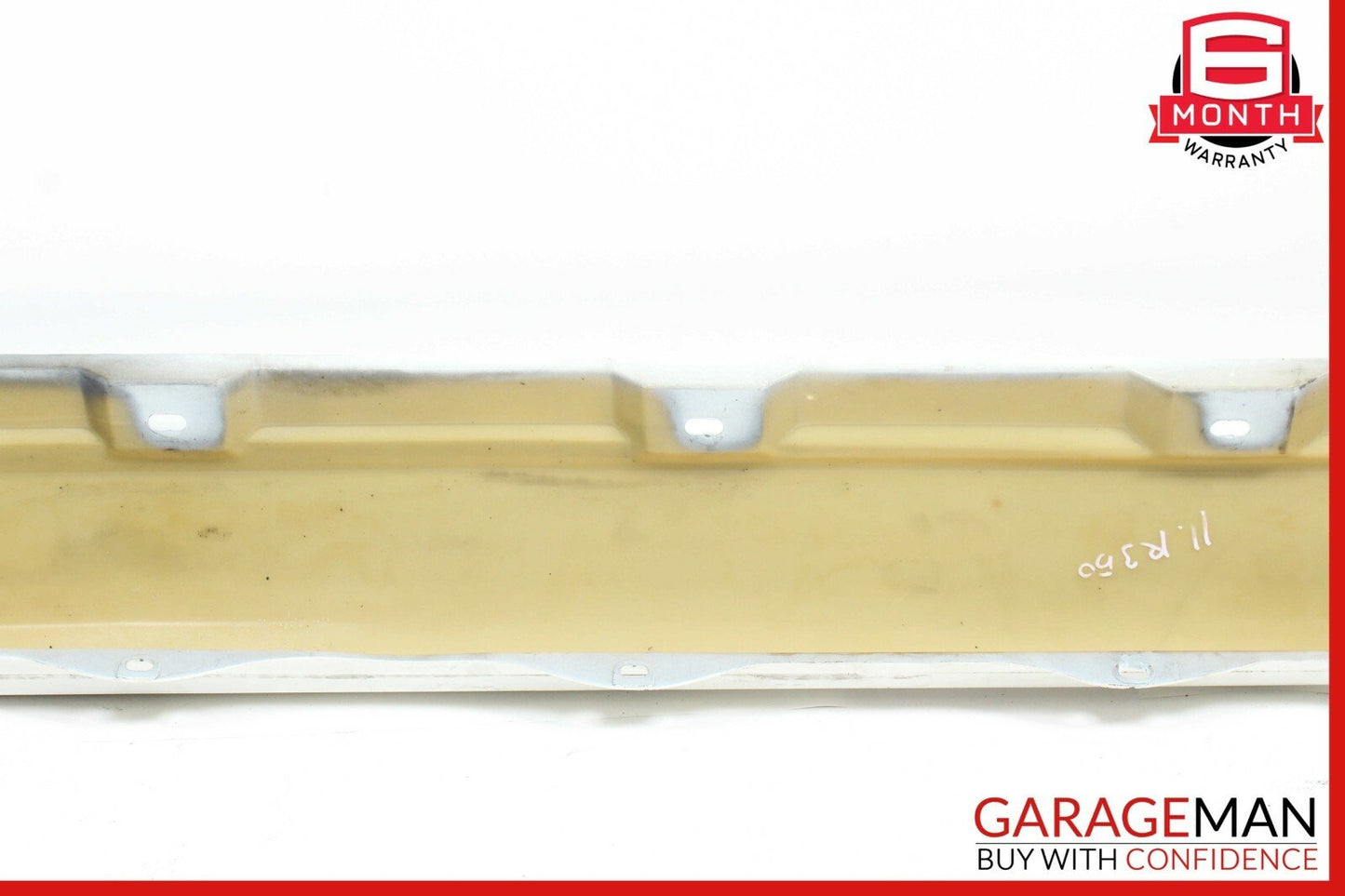 06-13 Mercedes W251 R350 R500 R320 Right Side Skirt Rocker Moulding Panel White