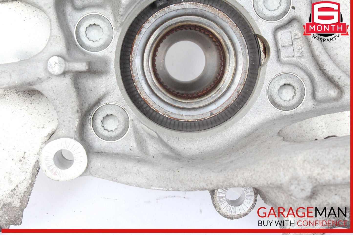 15-24 Porsche Macan 95B Rear Right Passenger Side Spindle Knuckle Wheel Hub OEM