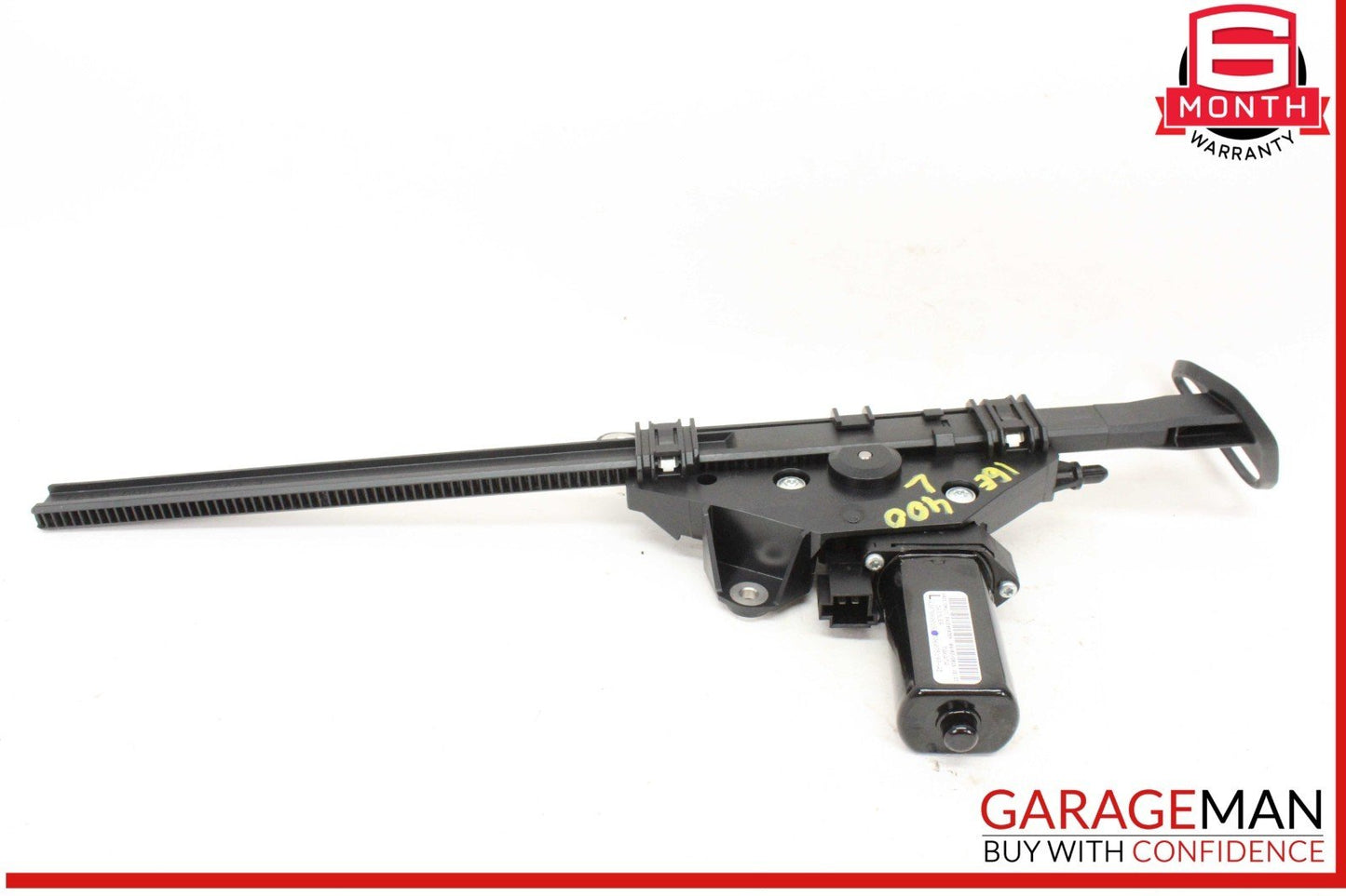 10-17 Mercedes W207 E400 E350 E550 Left Driver Side Seat Belt Feeder Motor OEM