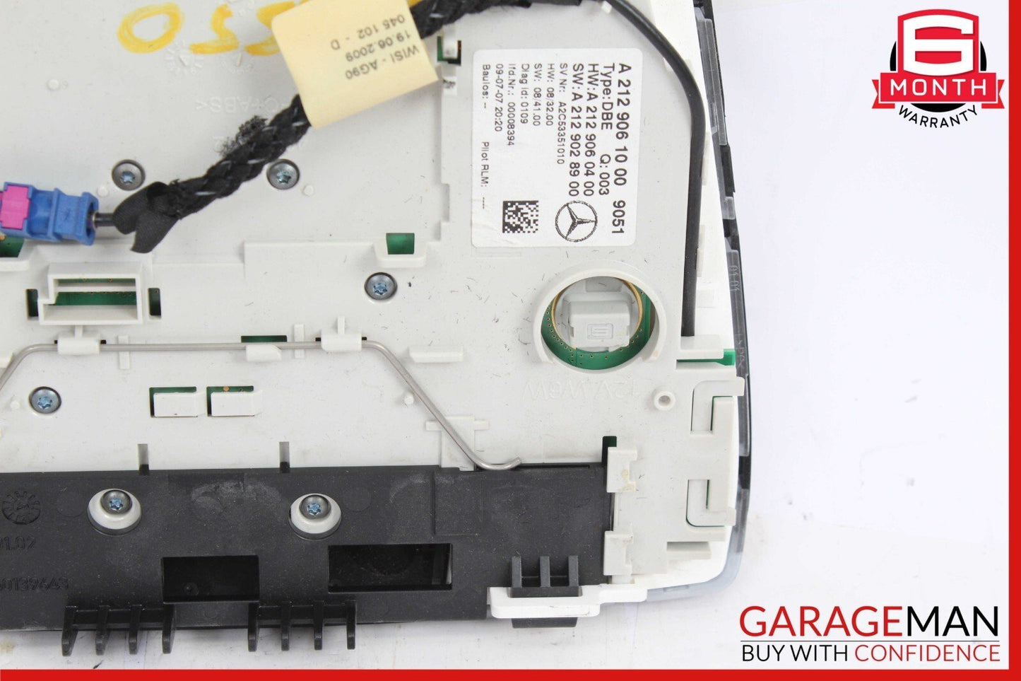 10-18 Mercedes W212 E550 E400 Front Overhead Dome Light Lamp 2129003606 OEM