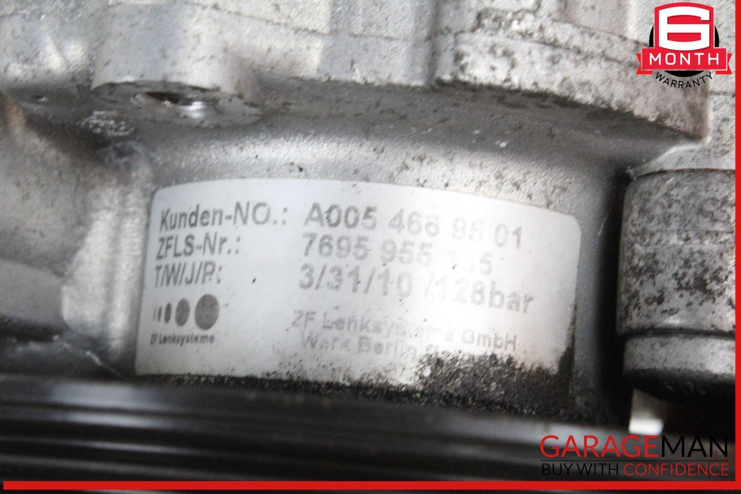 08-14 Mercedes W212 E350 Power Steering Pump Reservoir Assembly 0054669501 OEM