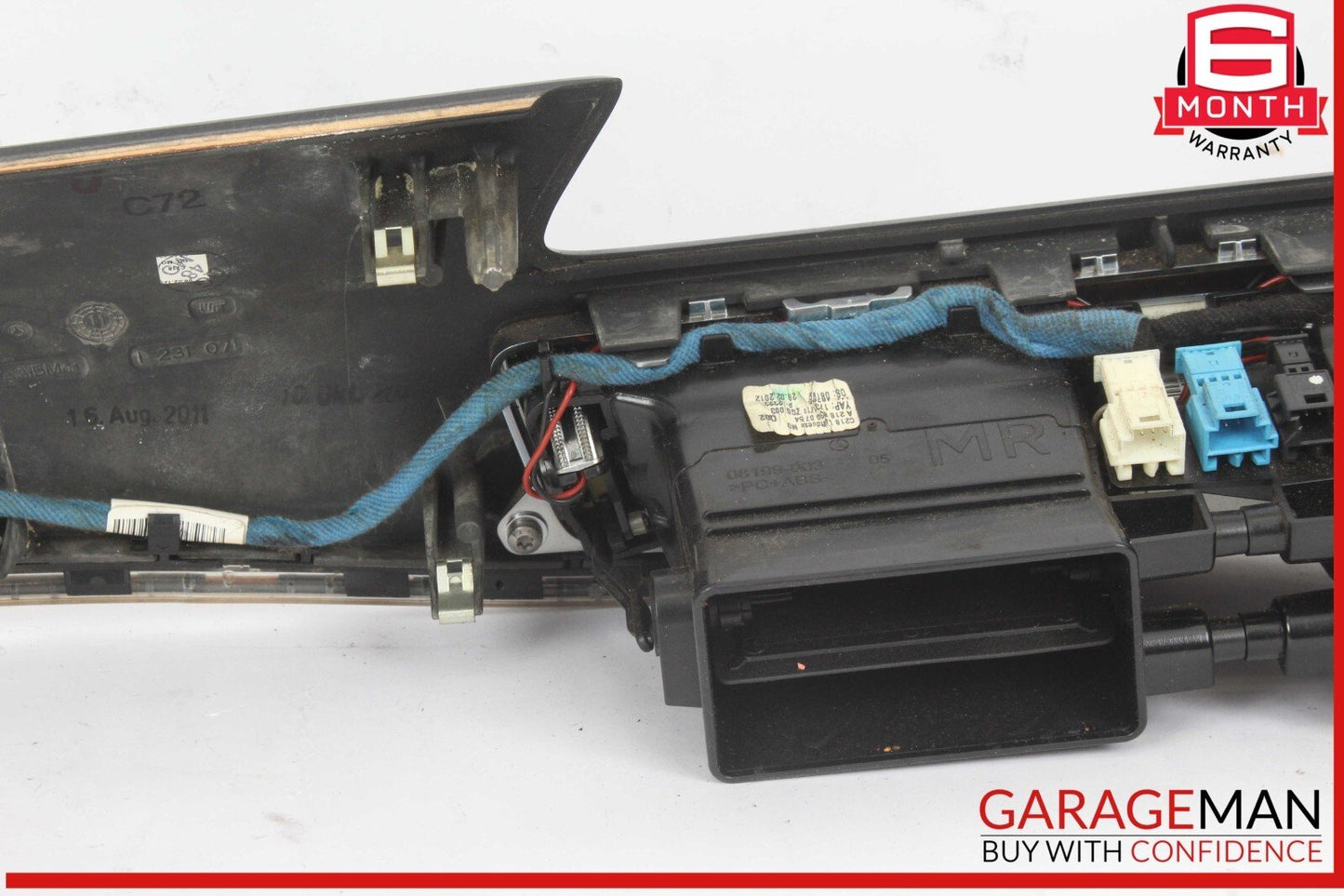 12-18 Mercedes W218 CLS550 Front Dash Trim Bezel Air Vent Cover Assy  OEM