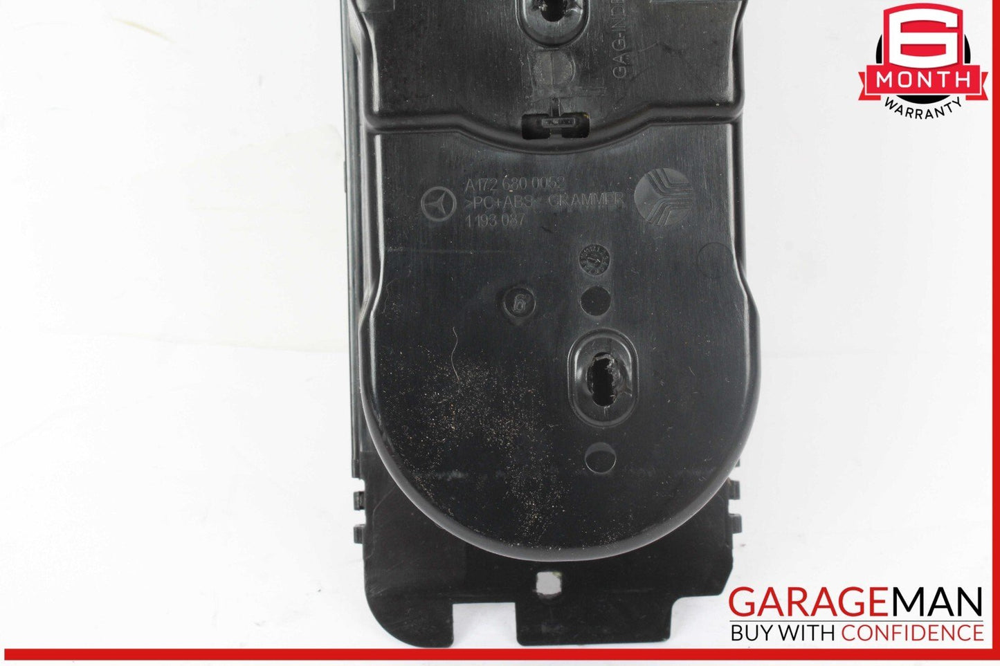 12-20 Mercedes R172 SLC43 AMG SLC300 Center Console Roller Storage Cup Holder