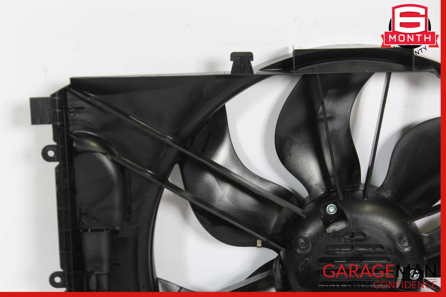 08-18 Mercedes W204 C250 C300 Engine Radiator Cooling Fan Shroud Motor Assy