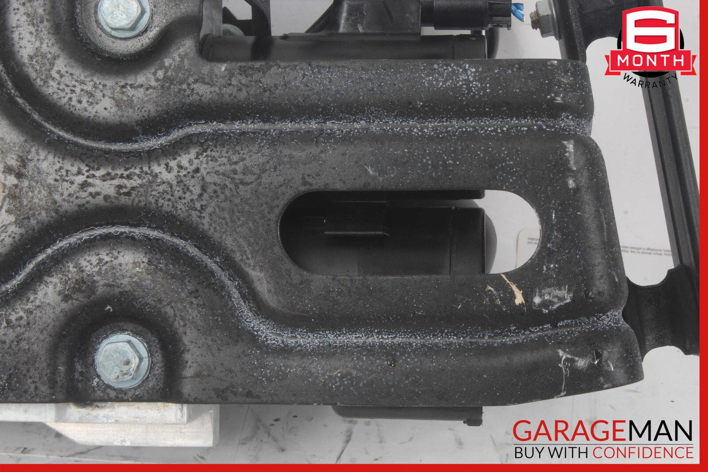 00-06 Mercedes R230 SL500 Rear ABC Hydraulic Suspension Valve Block Assembly OEM