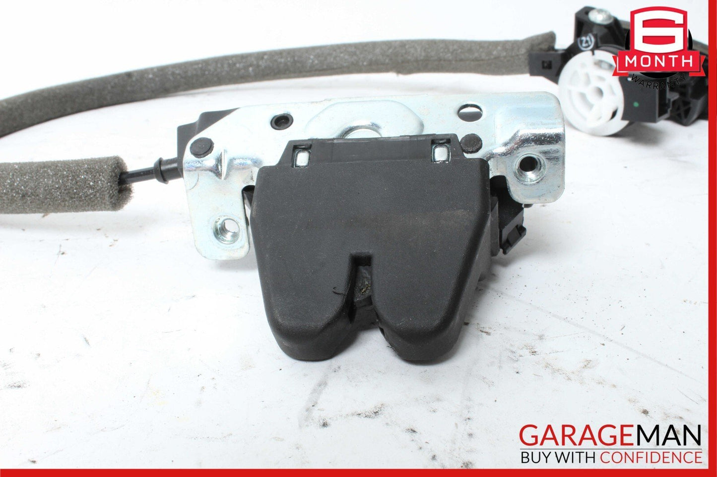 08-17 Mercedes C250 E350 Trunk Lid Latch Lock Actuator w/ Cylinder Lock Latch