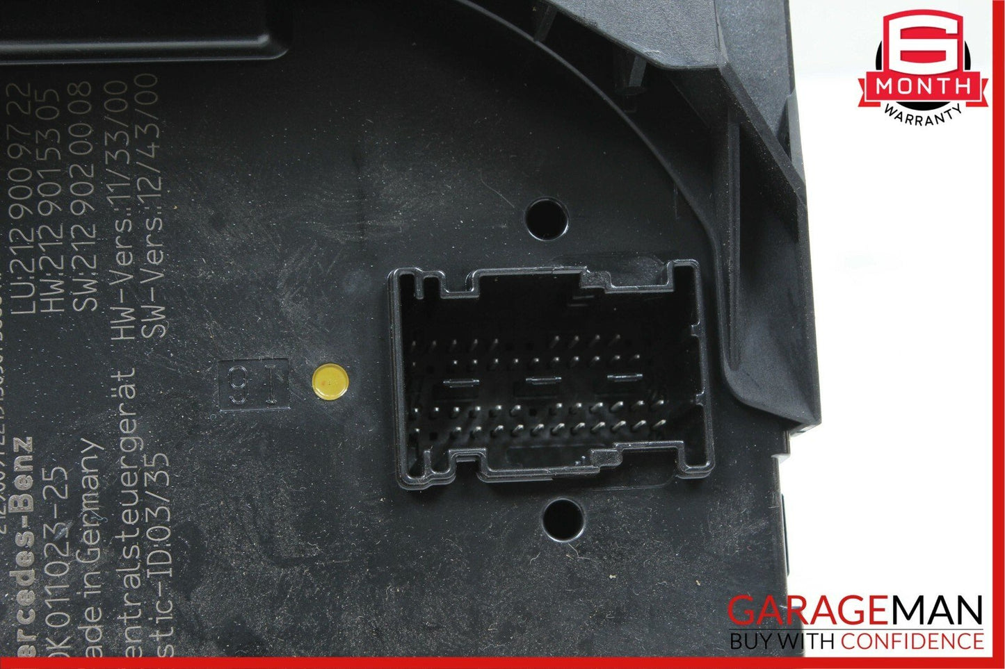 10-16 Mercedes W212 E350 CLS350 Rear Fuse Box Relay SAM Signal Acquisition Assy