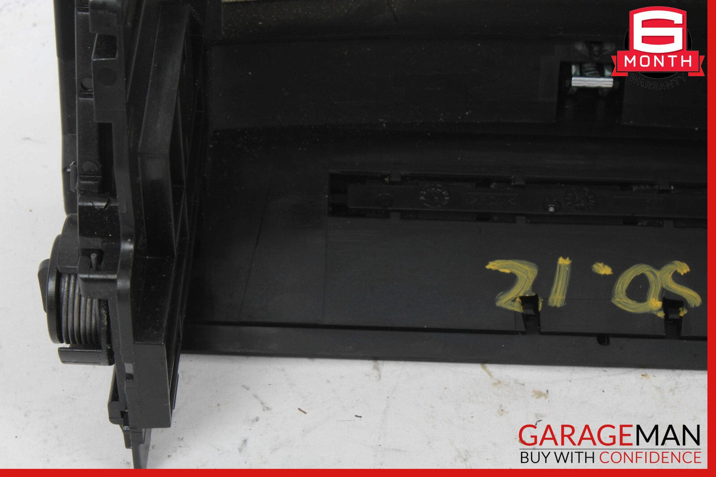 07-13 Mercedes W221 S550 Center Console CD Player Cover Trim Panel OEM