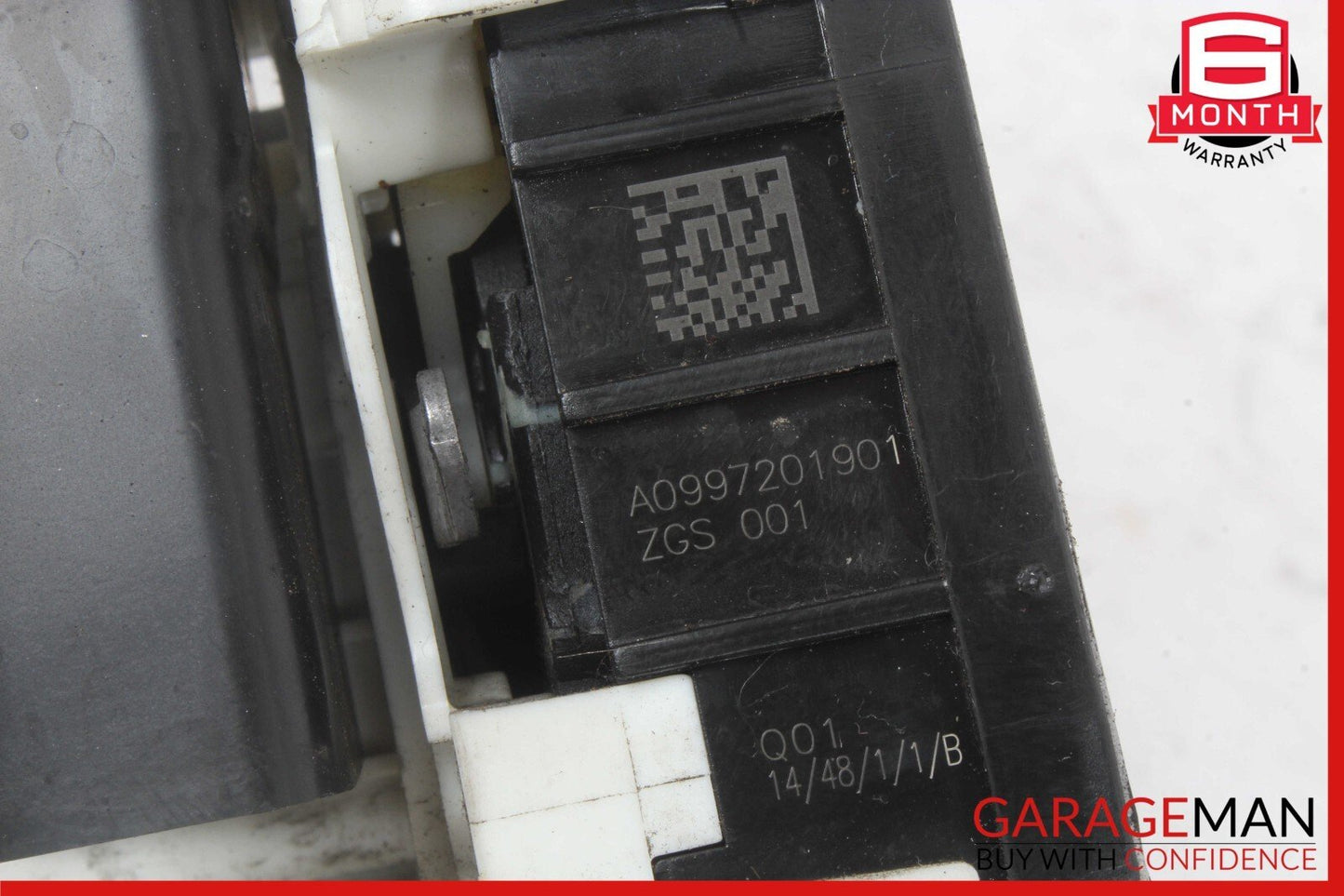 14-20 Mercedes W117 CLA250 Front Left Driver Side Door Lock Latch Actuator OEM