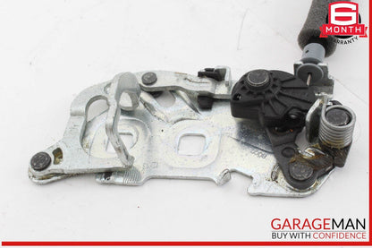 10-18 Mercedes W212 E350 Trunk Lid Power Closing Motor 2047500060 OEM