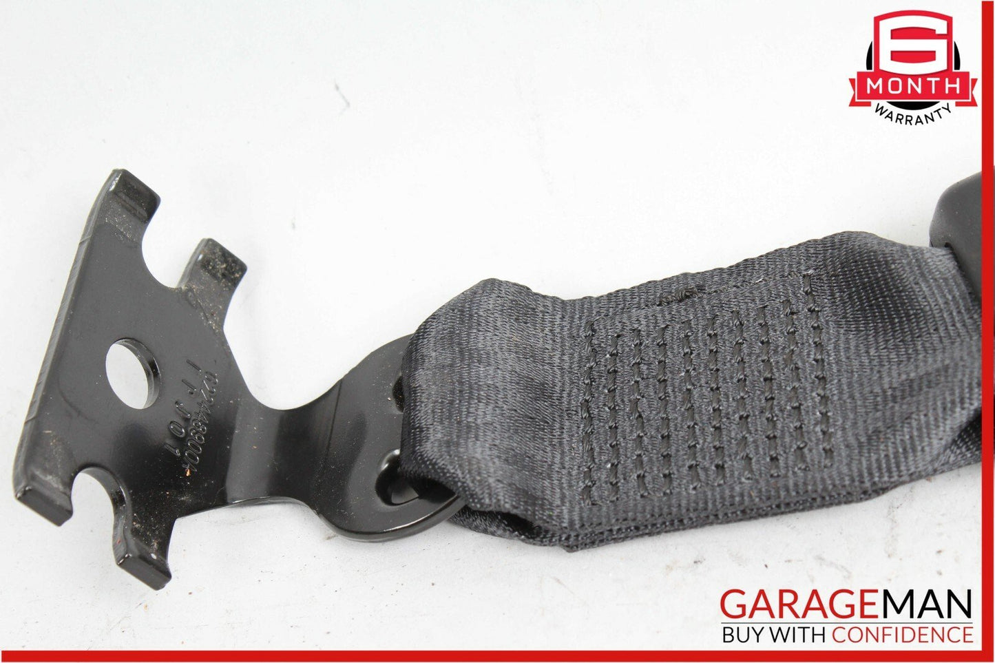 14-18 Maserati Quattroporte Rear Center Side Seat Belt Seatbelt Receiver Buckle